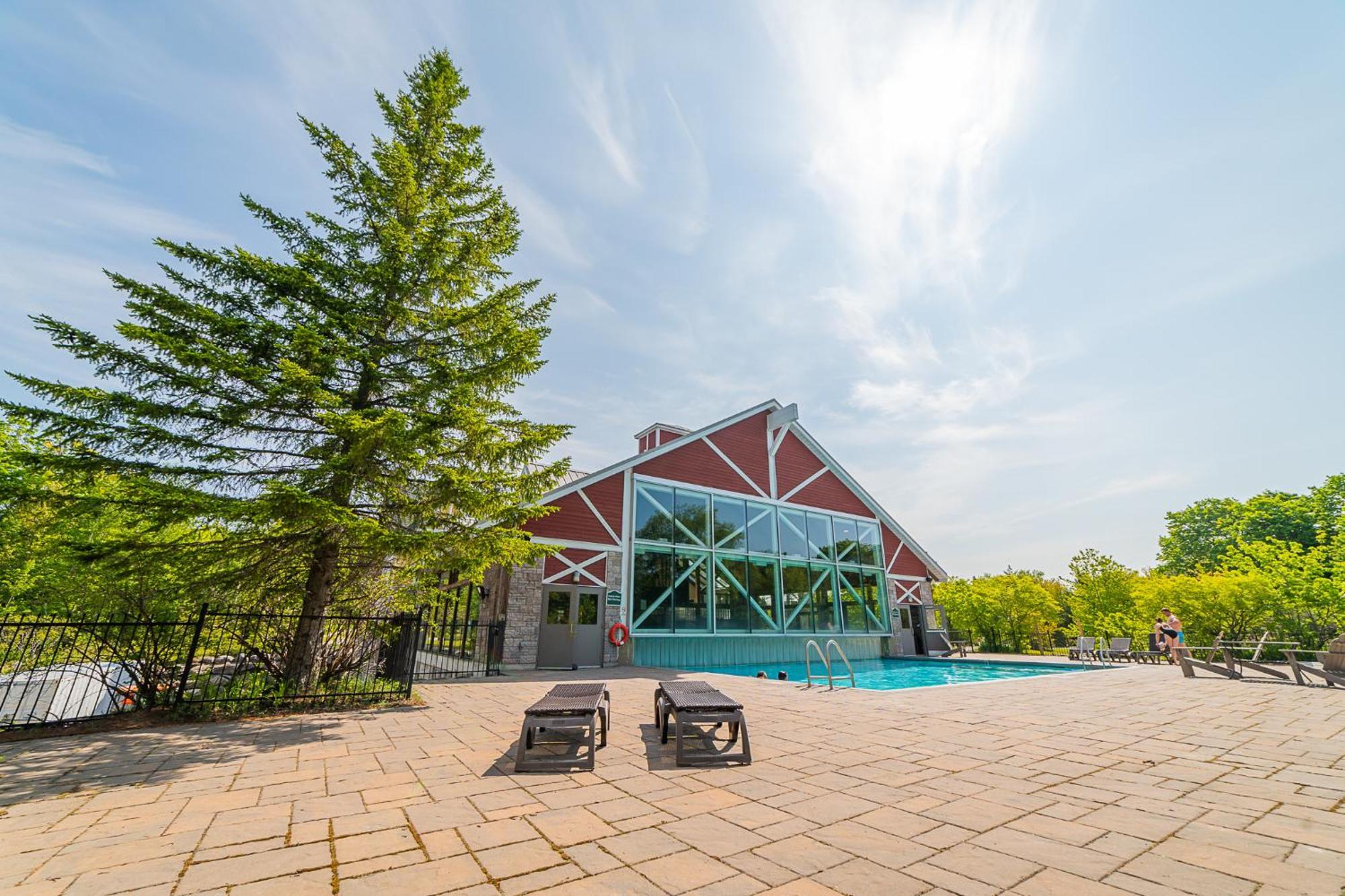 Horseshoe Valley Suites - The Aurora Shanty Bay المظهر الخارجي الصورة