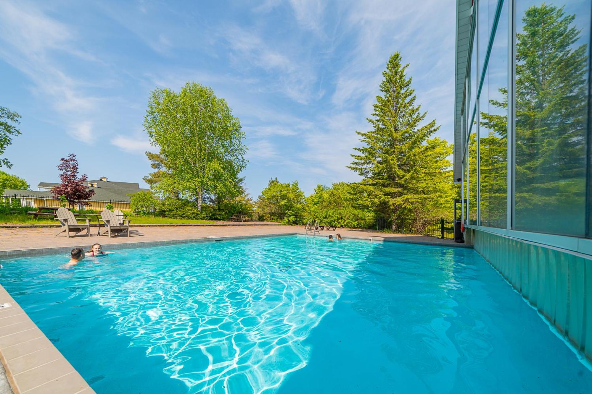 Horseshoe Valley Suites - The Aurora Shanty Bay المظهر الخارجي الصورة